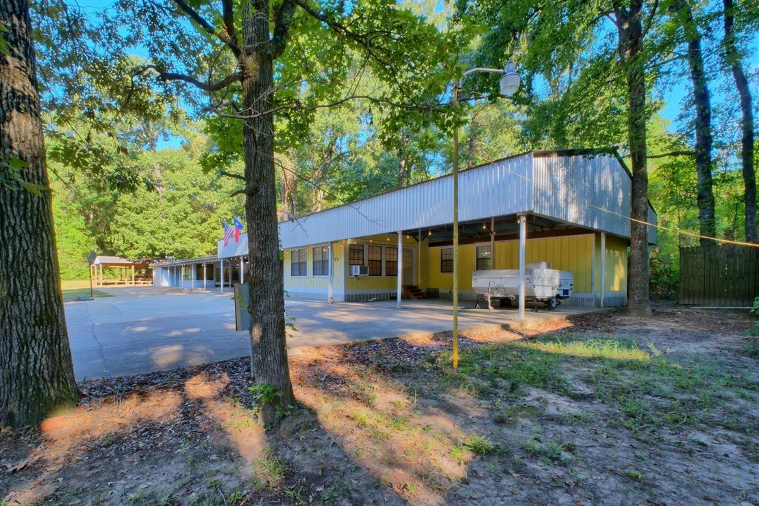 Photo of 260 Rudd Road