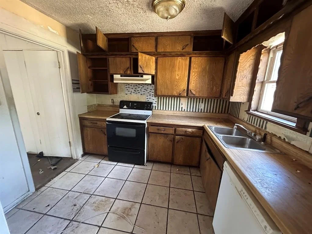 Photo of 5100 Tower Drive