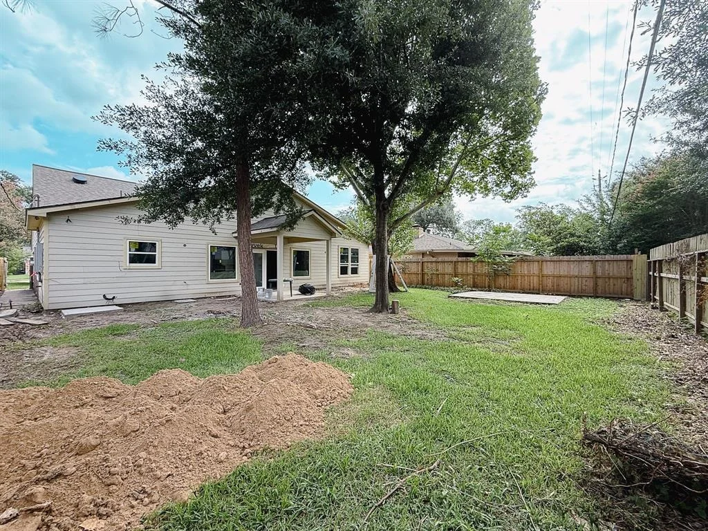 Photo of 10651 Mayfield Road
