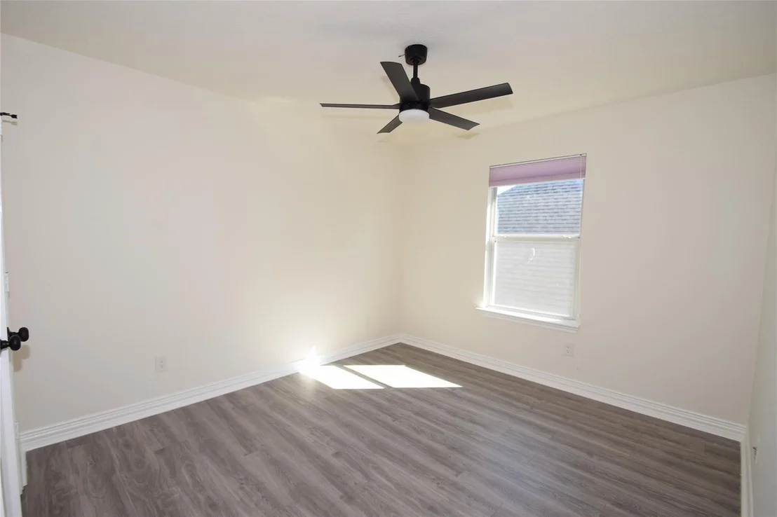 Photo of 5084 Morrison Boulevard