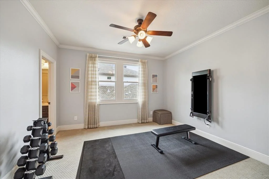 Photo of 23 E Loftwood Circle