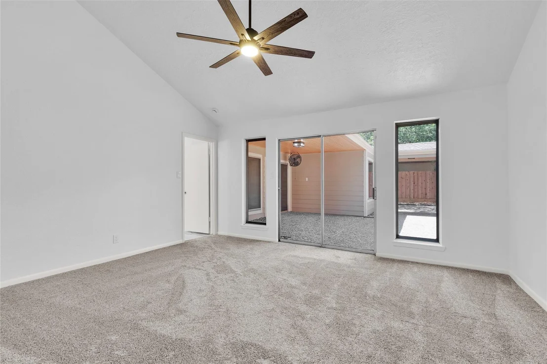 Photo of 11830 Thoreau Drive