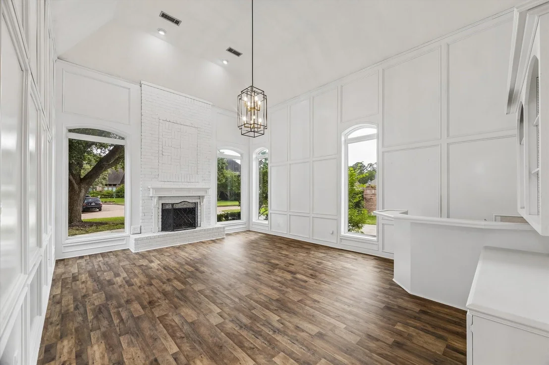 Photo of 17902 Fernbluff Drive