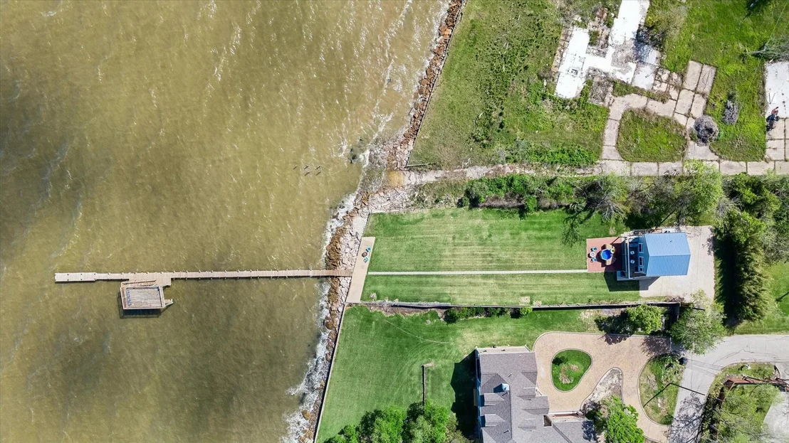 Photo of 2015 Crescent Drive