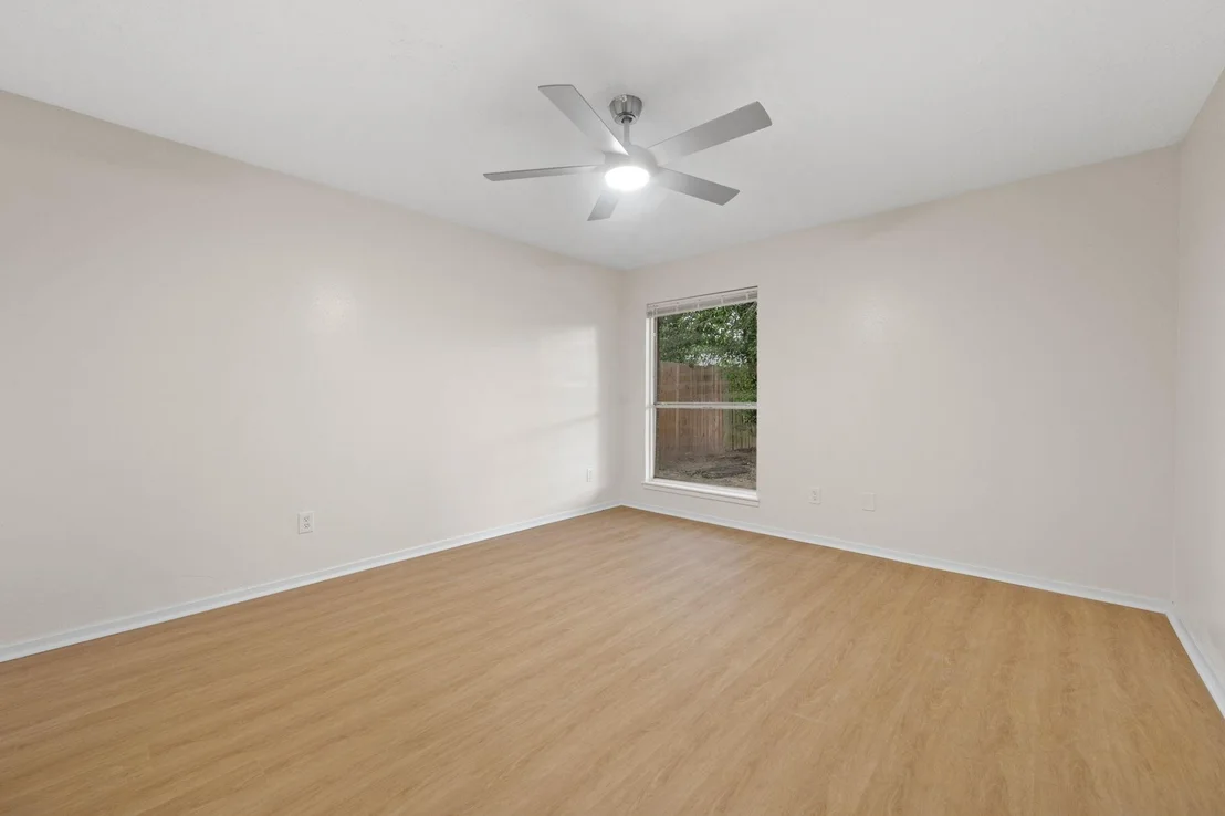 Photo of 11023 Maple Rock Drive