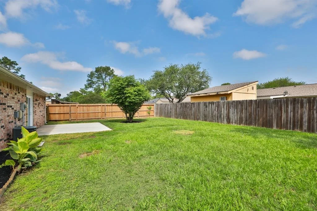 Photo of 17602 Wolf Hollow Drive