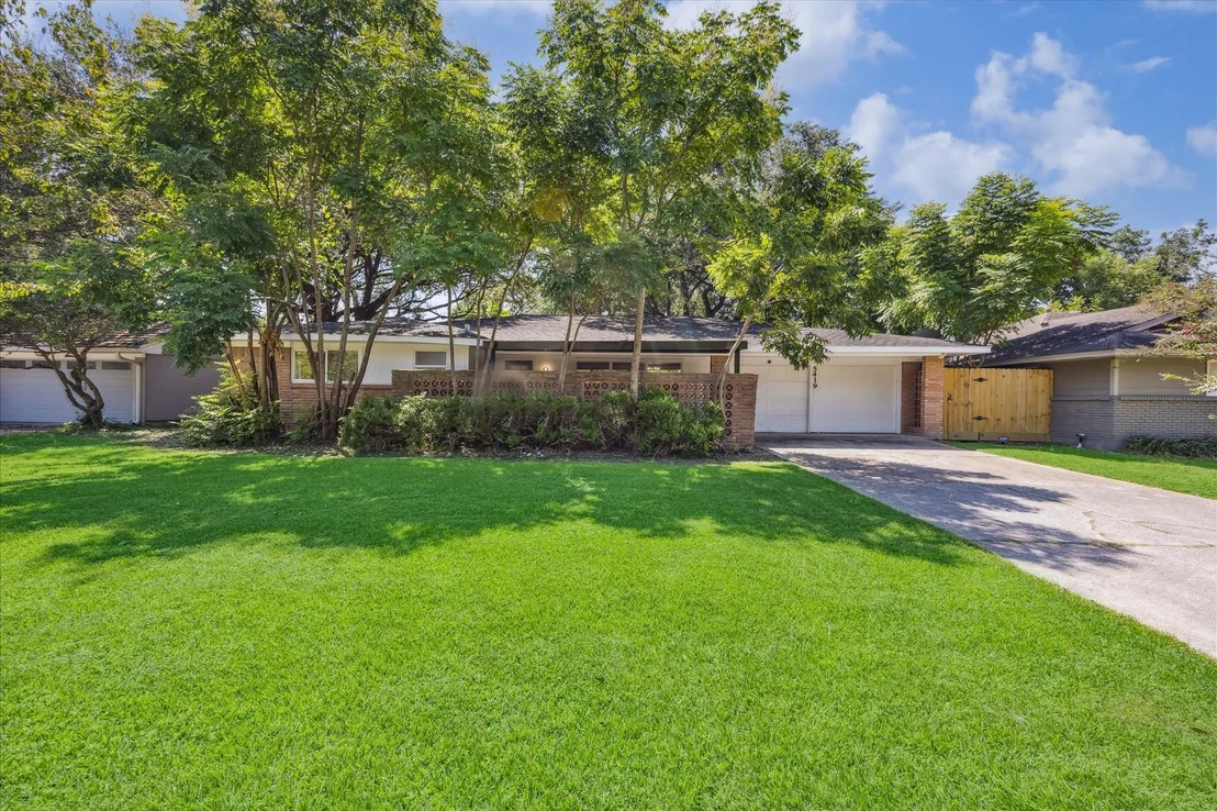 Photo of 5419 Beechnut Street