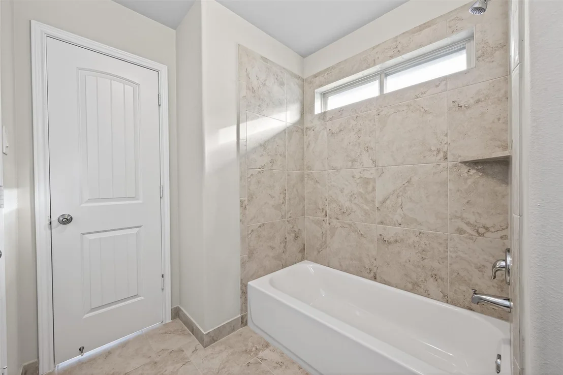 Photo of 3795 Lake Bend Shore Drive