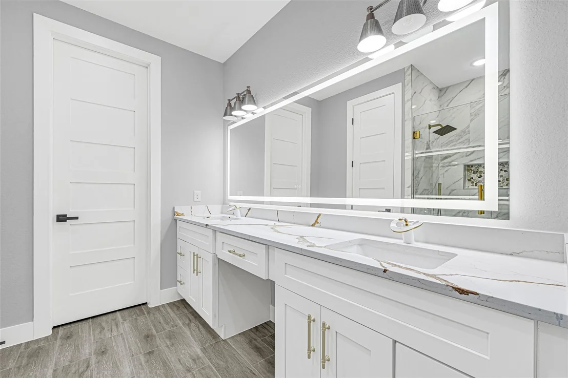Photo of 515 Fairfax Lane