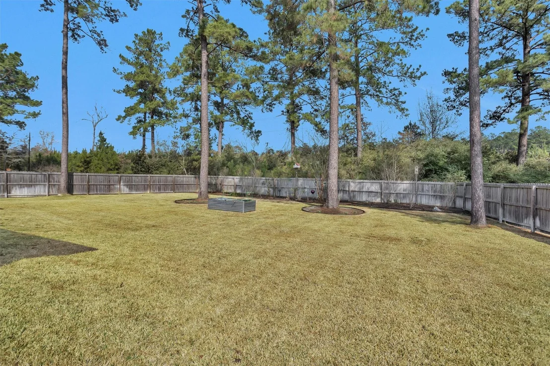 Photo of 300 Deer Trace Boulevard