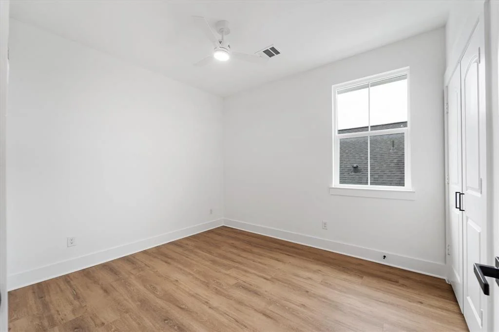 Photo of 11190 Fieldcrest Drive
