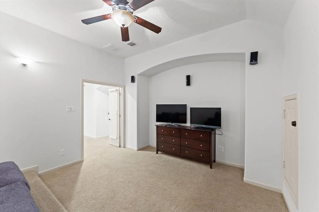 Photo of 3 N Beech Springs Circle