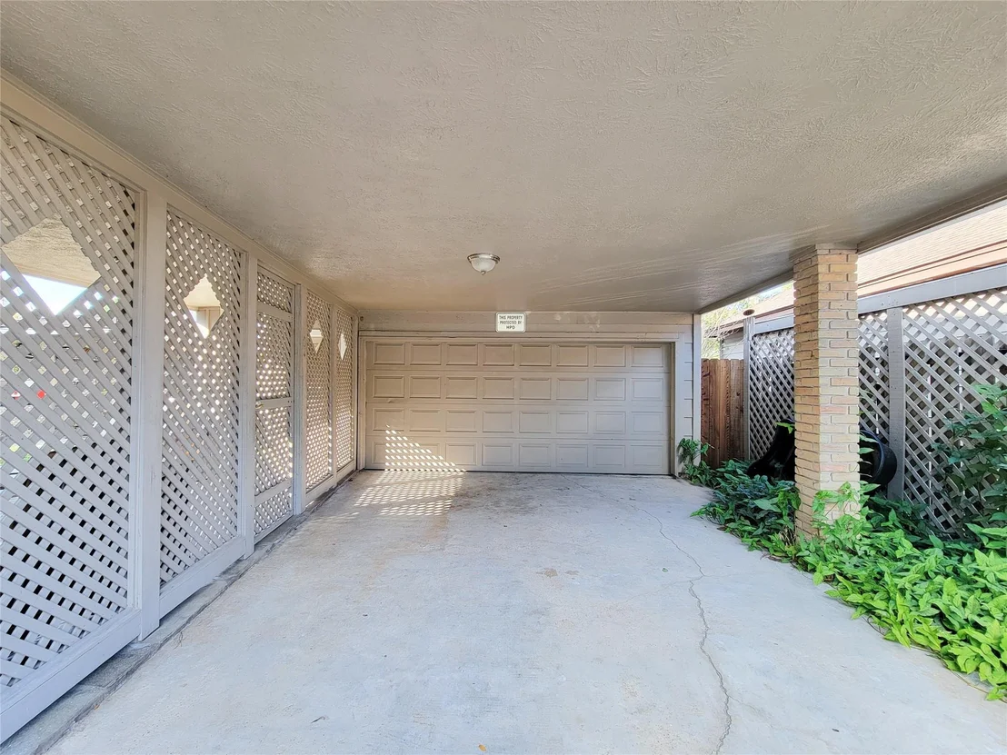 Photo of 5810 Glenmere Lane