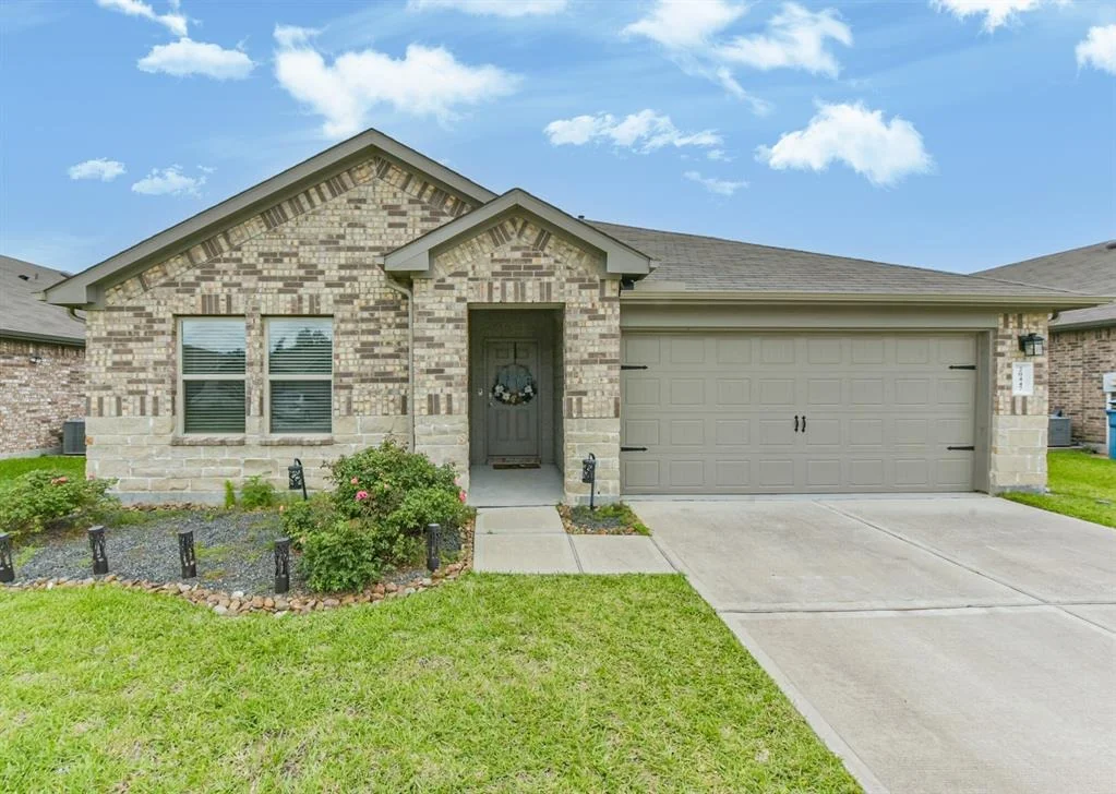 Photo of 20447 Green Mountain Drive