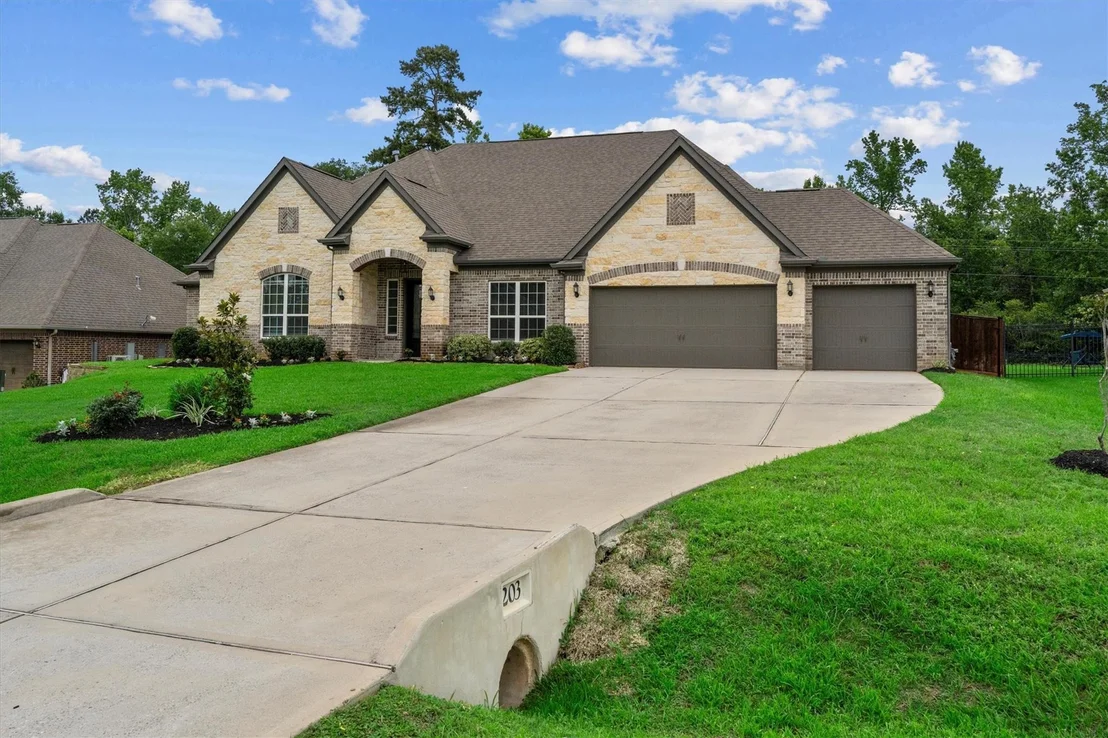 Photo of 203 Magnolia Reserve Loop