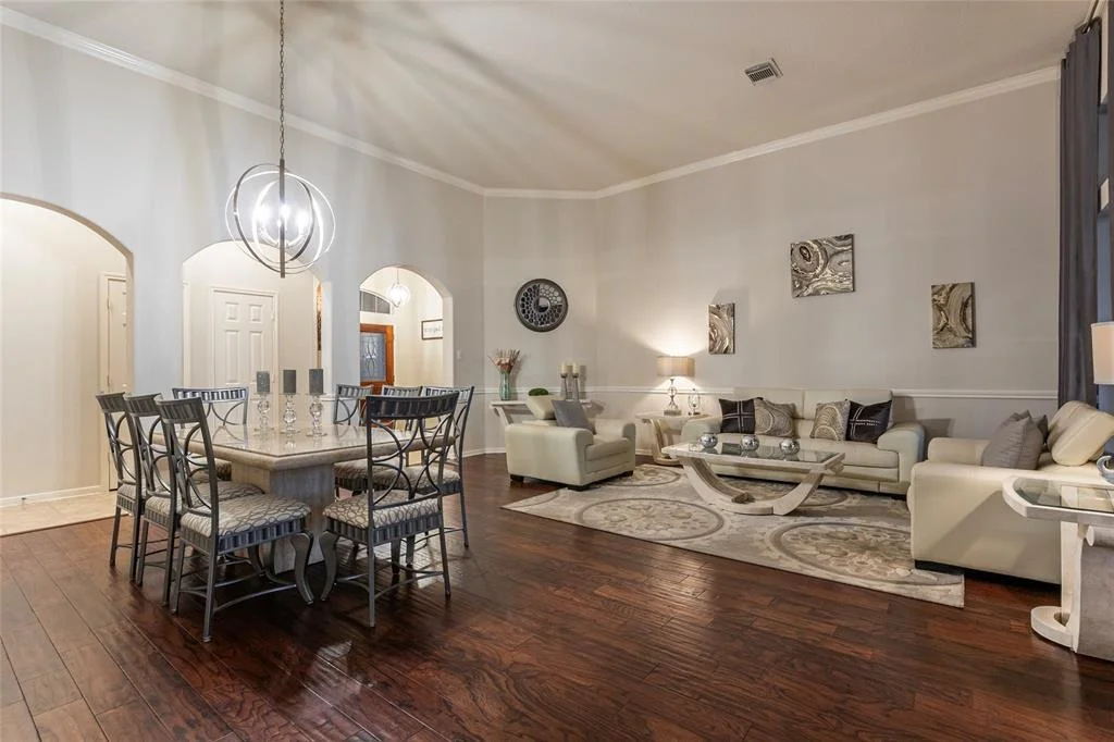 Photo of 2417 Piney Point Drive
