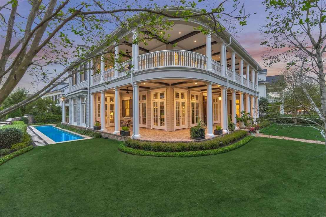 Photo of 22 E Shore Drive