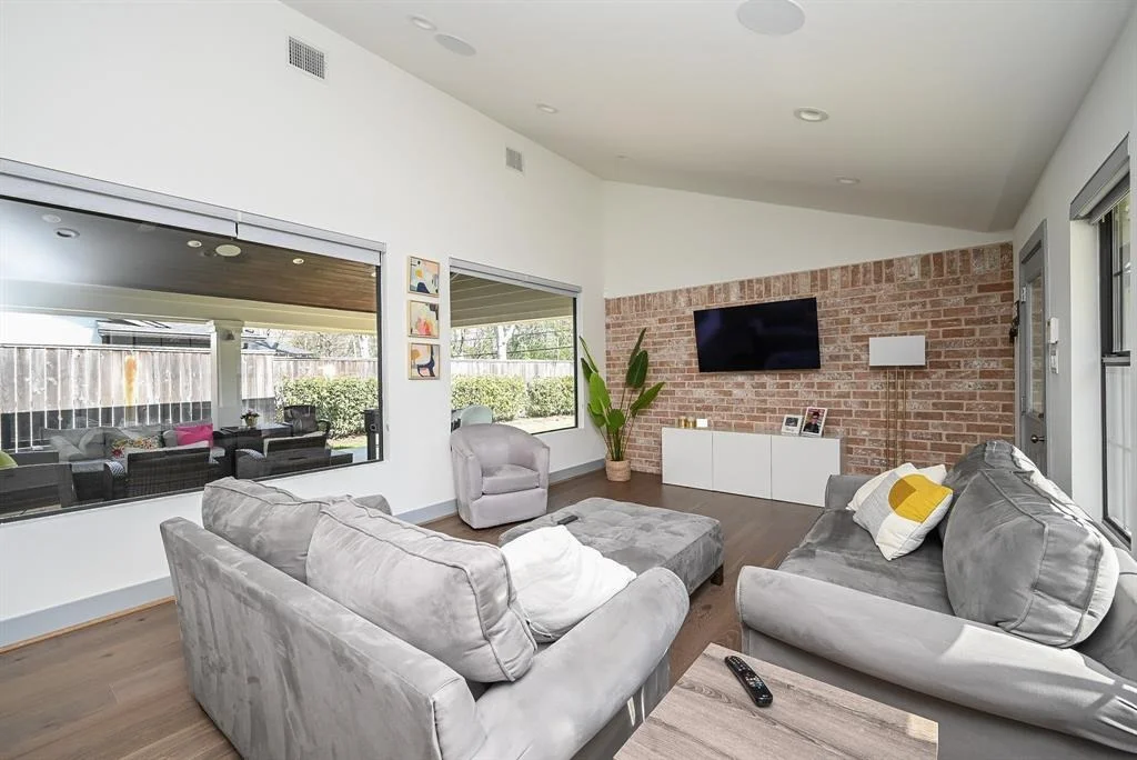 Photo of 203 Blue Willow Drive
