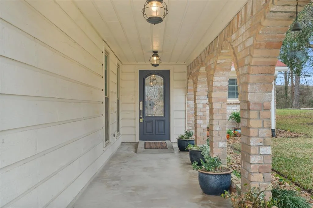 Photo of 302 Shady Glen Lane