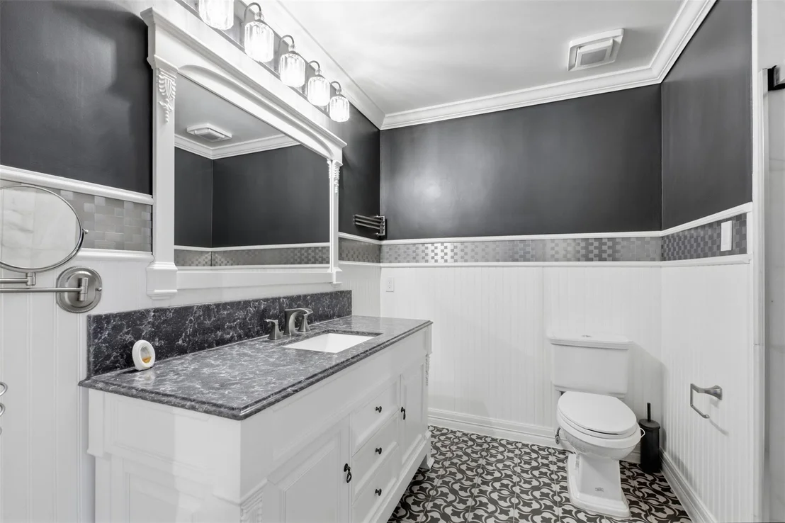 Photo of 5202 Norborne Lane