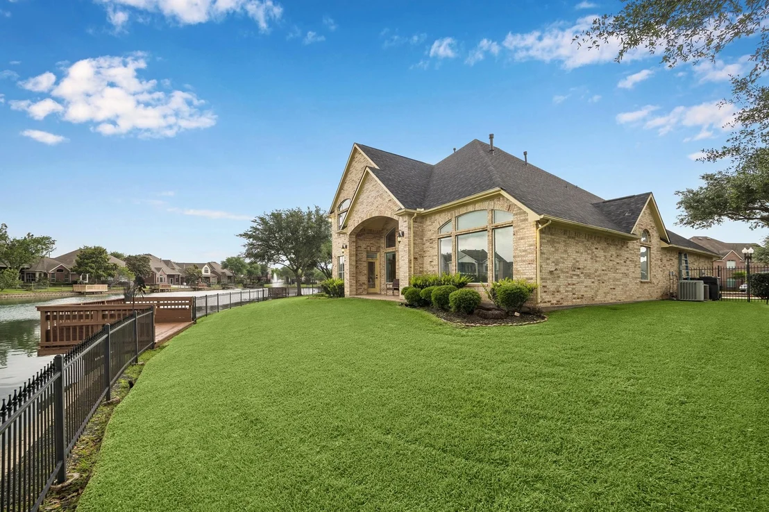 Photo of 5126 Beacon Point