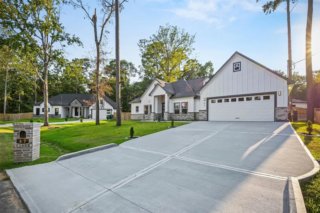 Photo of 87 Lakeway Ct Court
