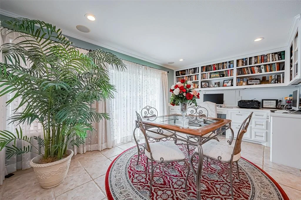 Photo of 312 Wildwood Lane