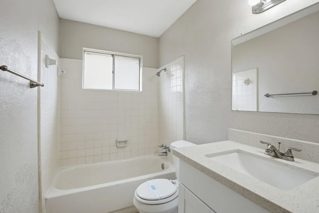 Photo of 15119 Bathurst Drive