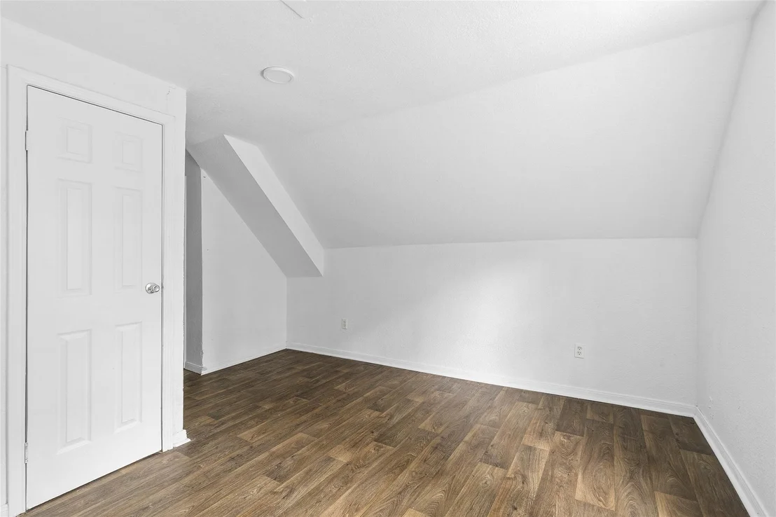 Photo of 6090 Skylane Drive