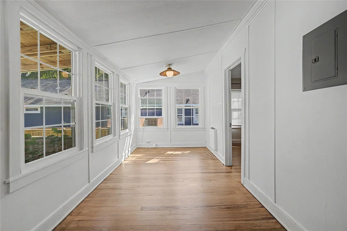 Photo of 304 Foster Street