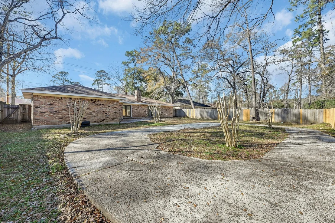 Photo of 25726 Glen Loch Drive