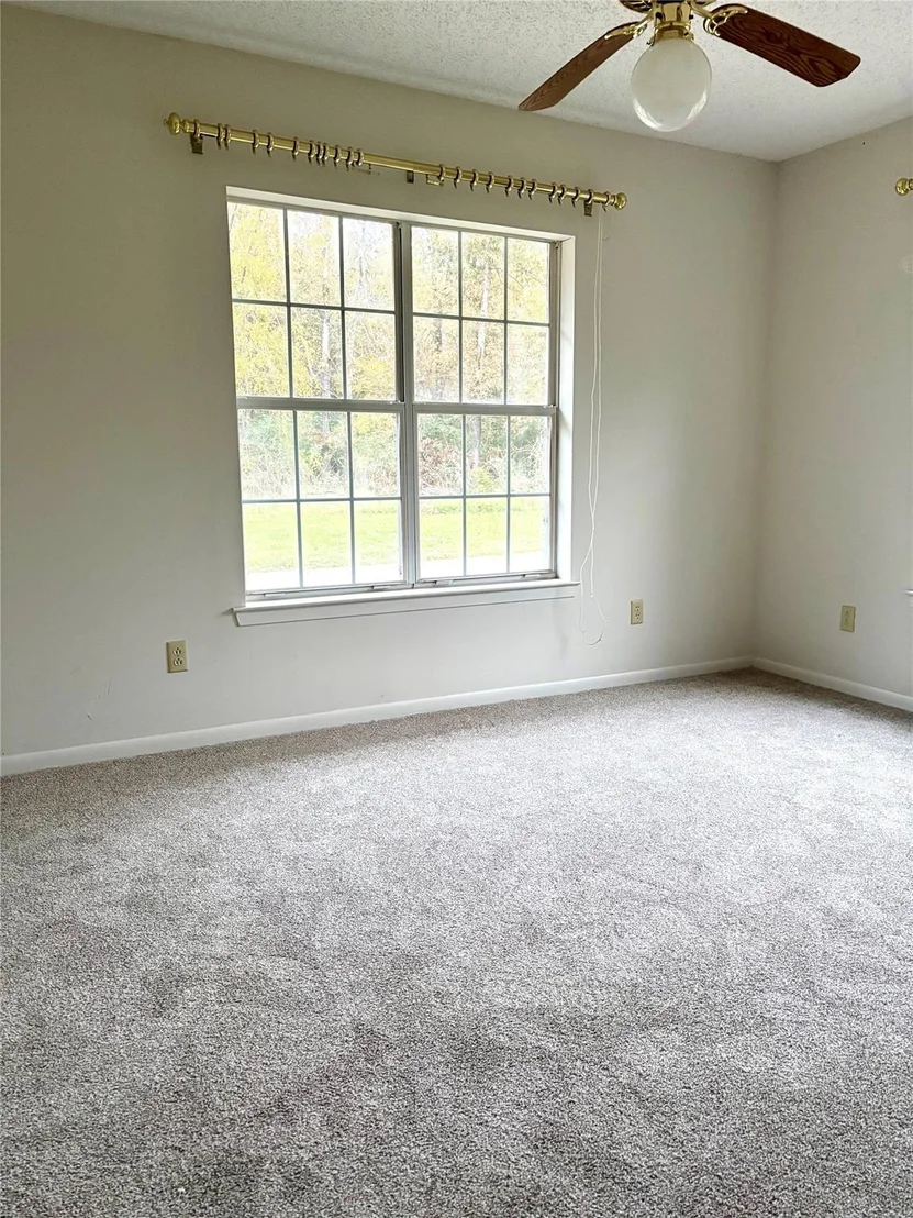 Photo of 176 Circle Drive