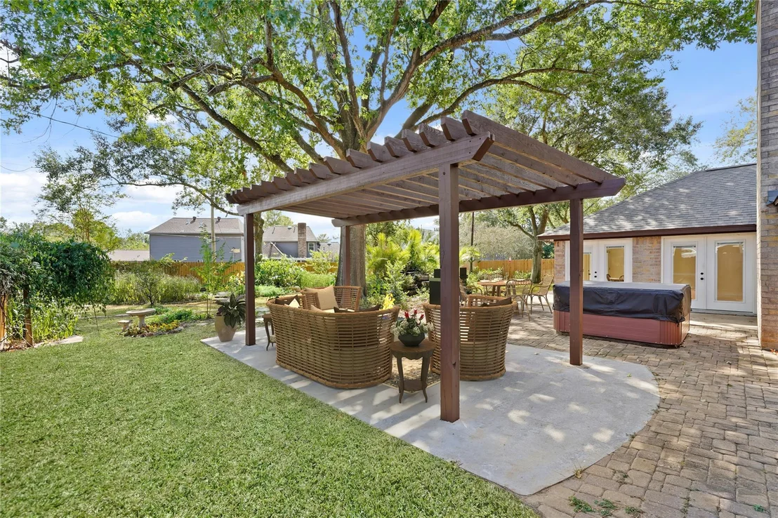 Photo of 2826 E Elm Circle