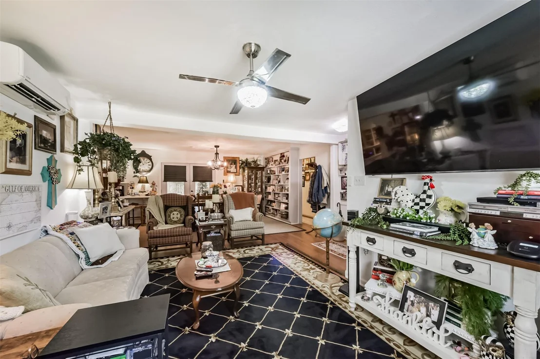 Photo of 1411 Blackburn Drive