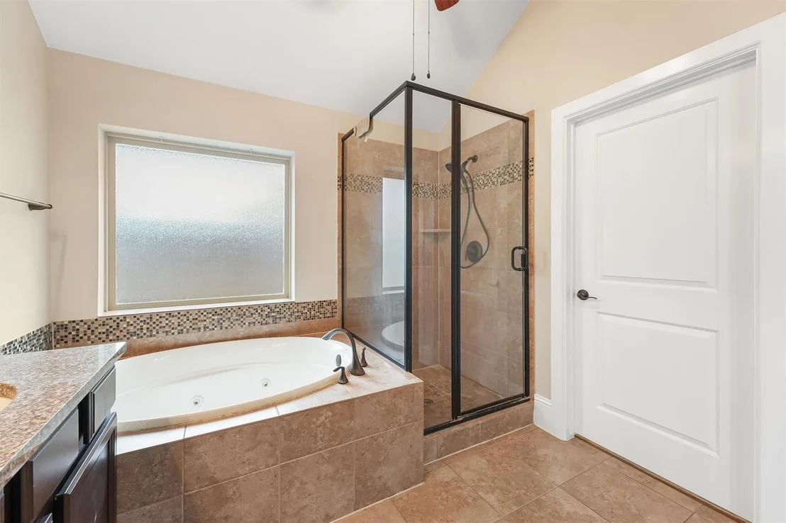 Photo of 19011 Royal Cove Circle