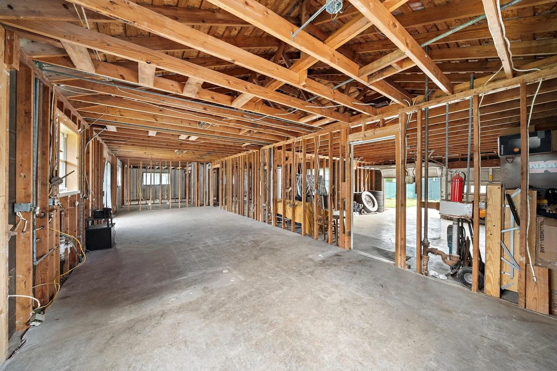 Photo of 7819 Edgeway Drive