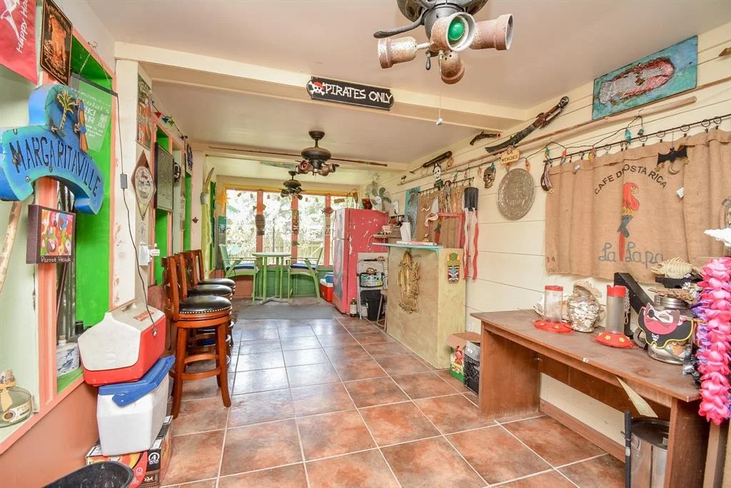 Photo of 2365 W Bayshore Drive