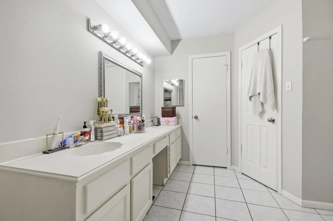 Photo of 24902 Butterwick Drive