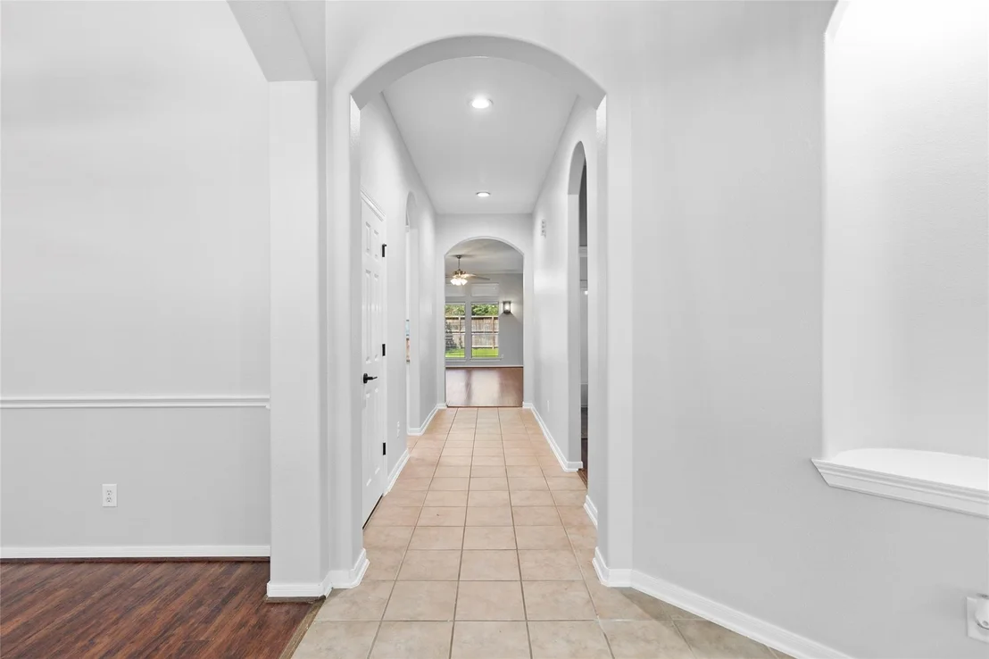 Photo of 24923 Pikecrest Drive