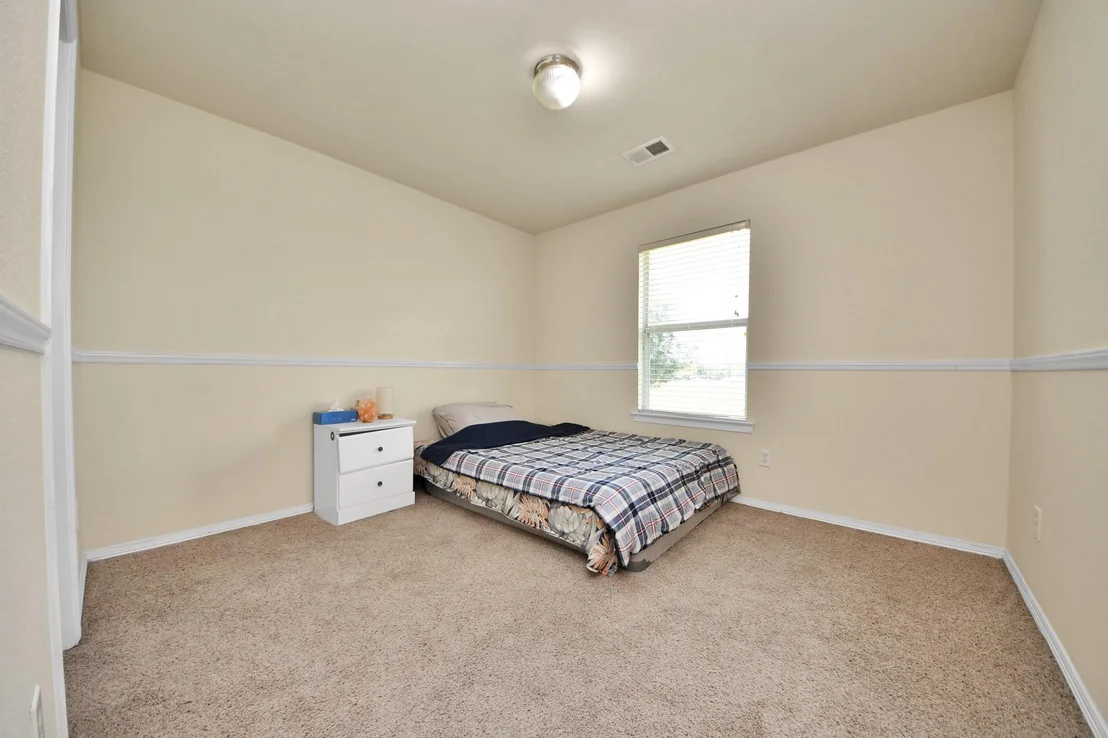 Photo of 5019 Royal Cypress Drive