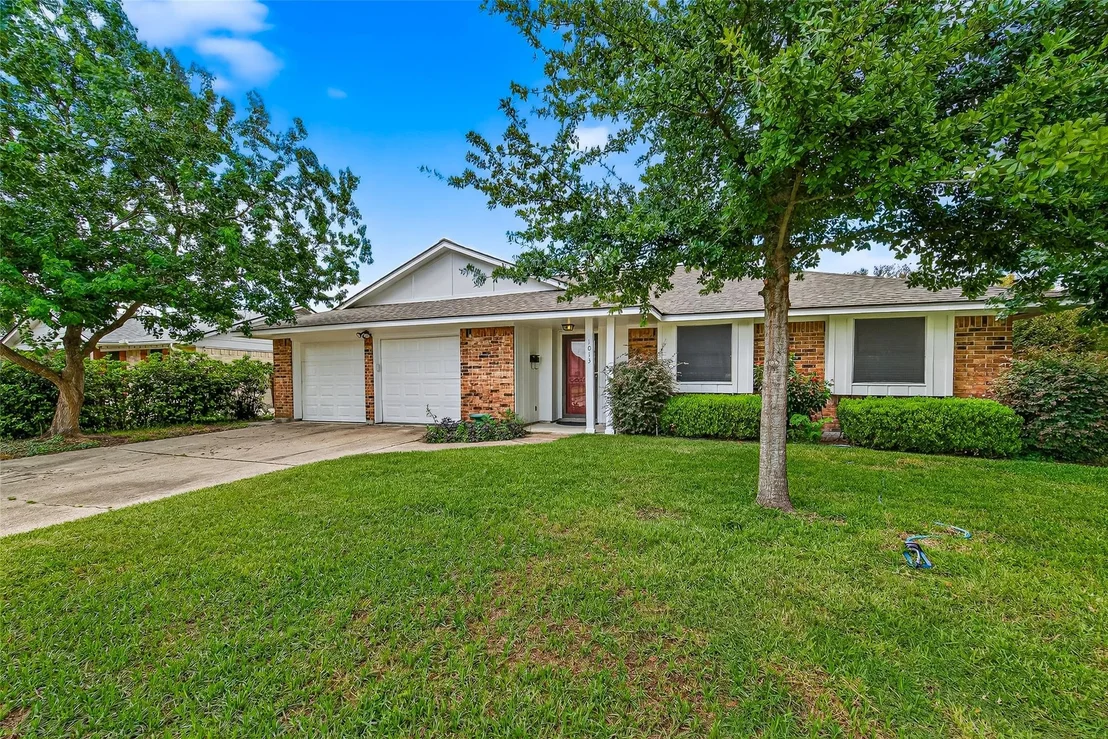 Photo of 1013 Paulette Drive