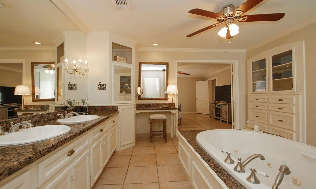 Photo of 16114 Kempton Park Drive