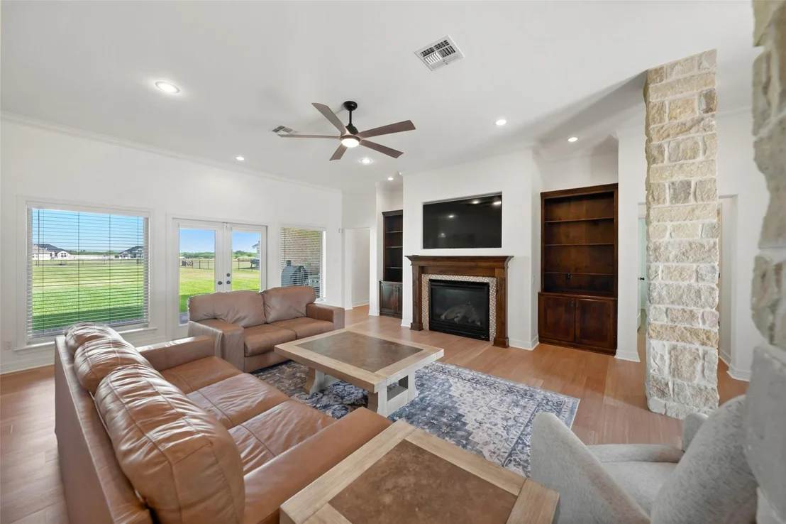 Photo of 135 Wellspring Boulevard