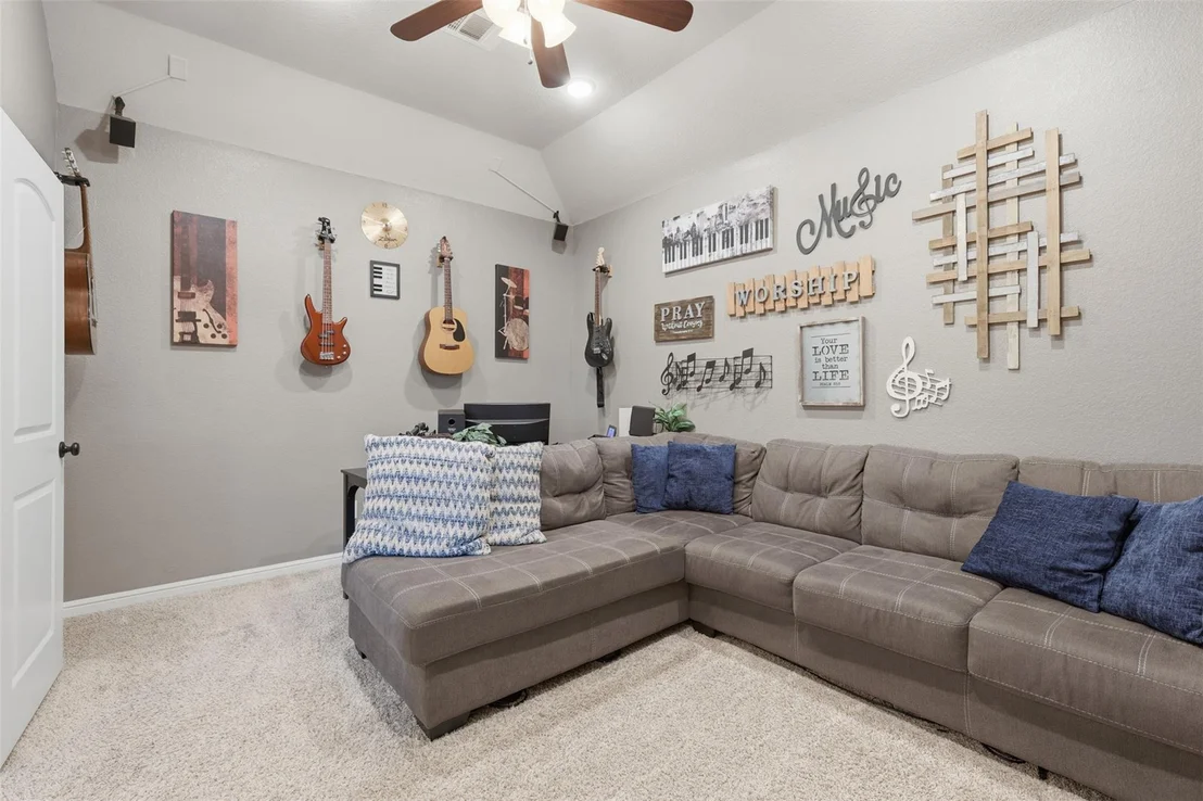 Photo of 27920 Seger Bend Trail