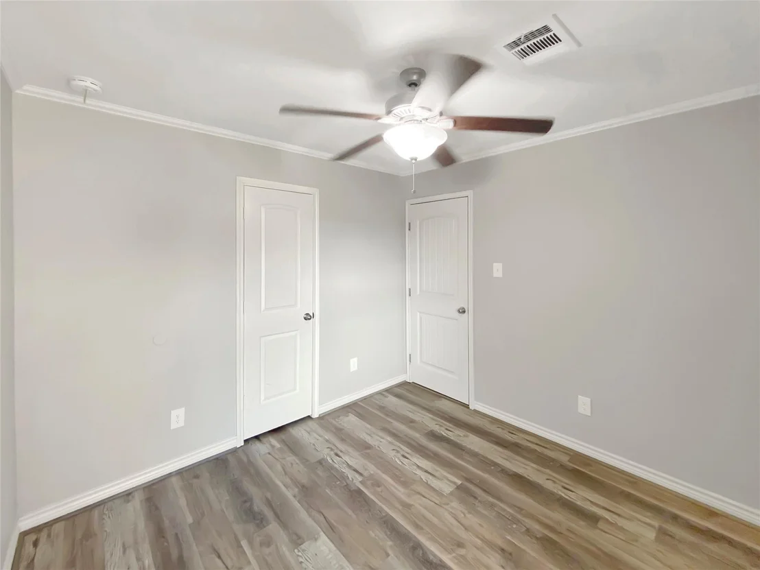 Photo of 10307 Solitude Way