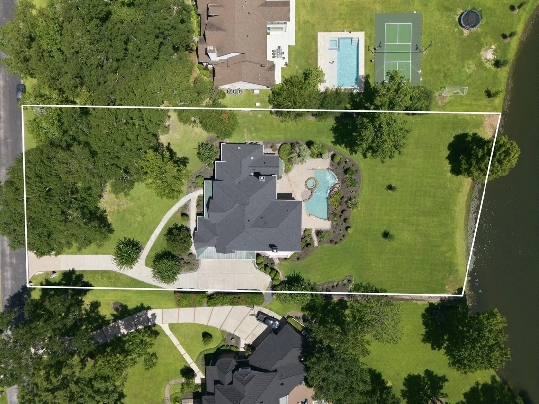 Photo of 25722 Haven Lake Drive