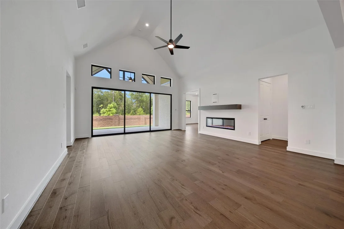 Photo of 4691 Bridgewood Drive