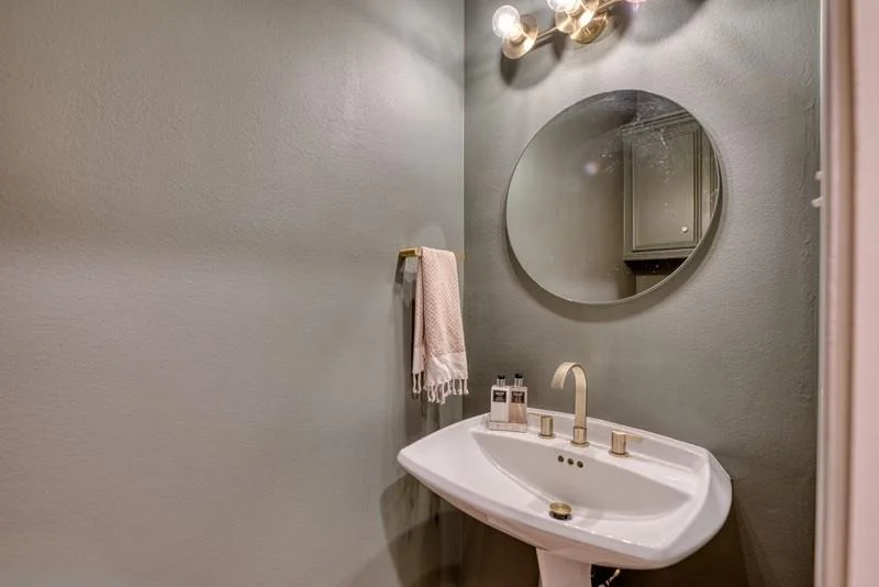 Photo of 3307 Meadowside Drive