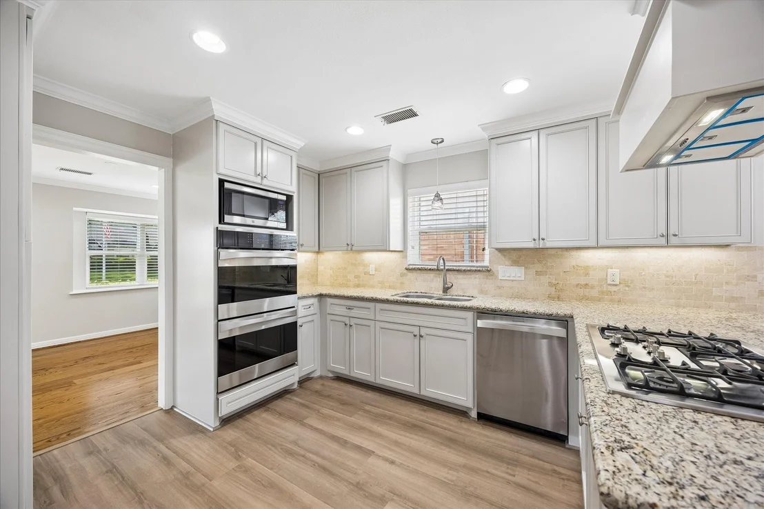 Photo of 1134 Thornton Road