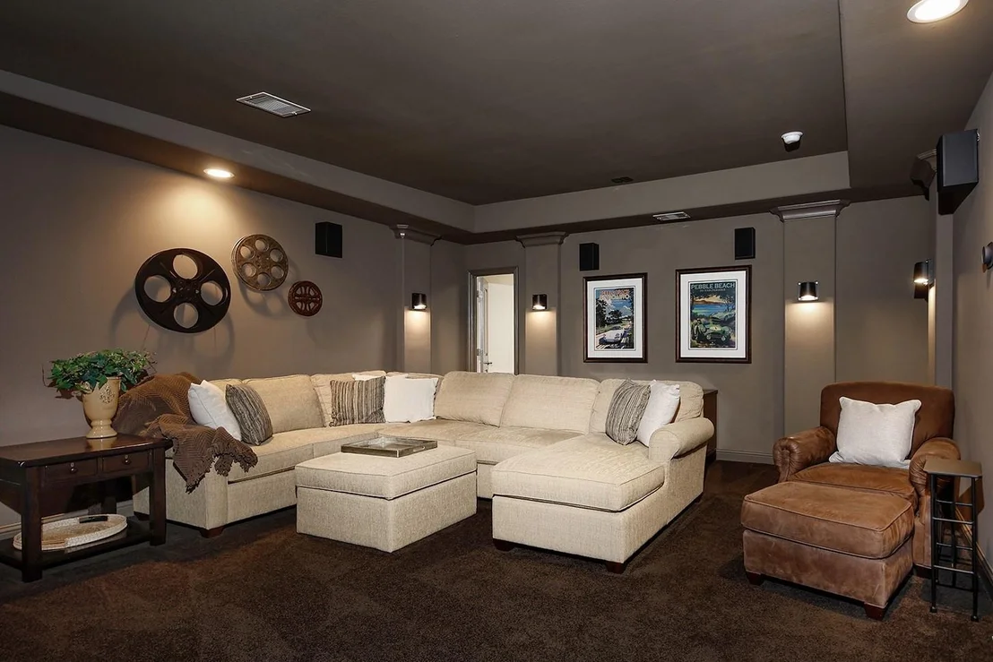 Photo of 70 Lake Voyageur Drive